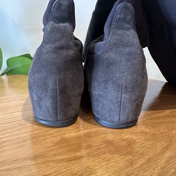 Stuart Weitzman Charcoal Gray suede knee high stretch boots Size 6.5/7 - Picture 7 of 9